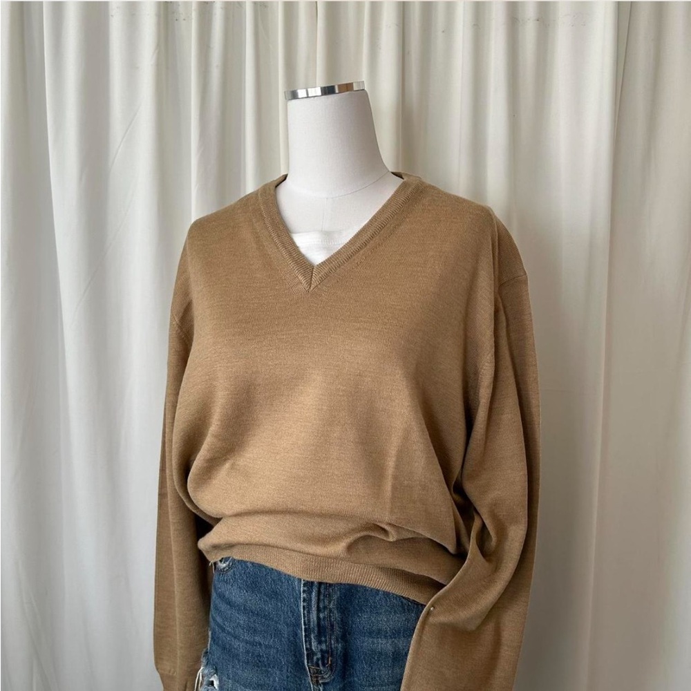 1990s Vintage Grant Thomas V neck sweater 100% Extra Fine Merino Wool Tan. - Picture 3 of 8